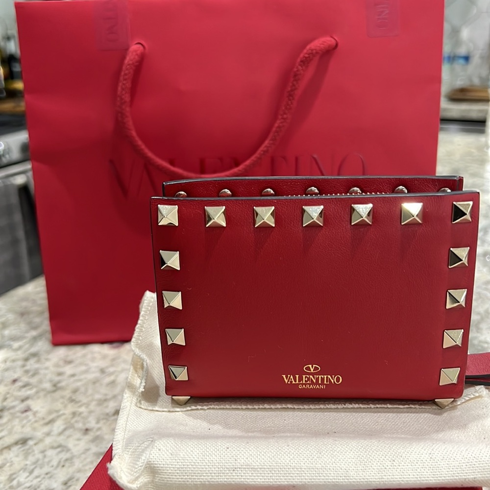 Valentino Garavani -  Flap French wallet